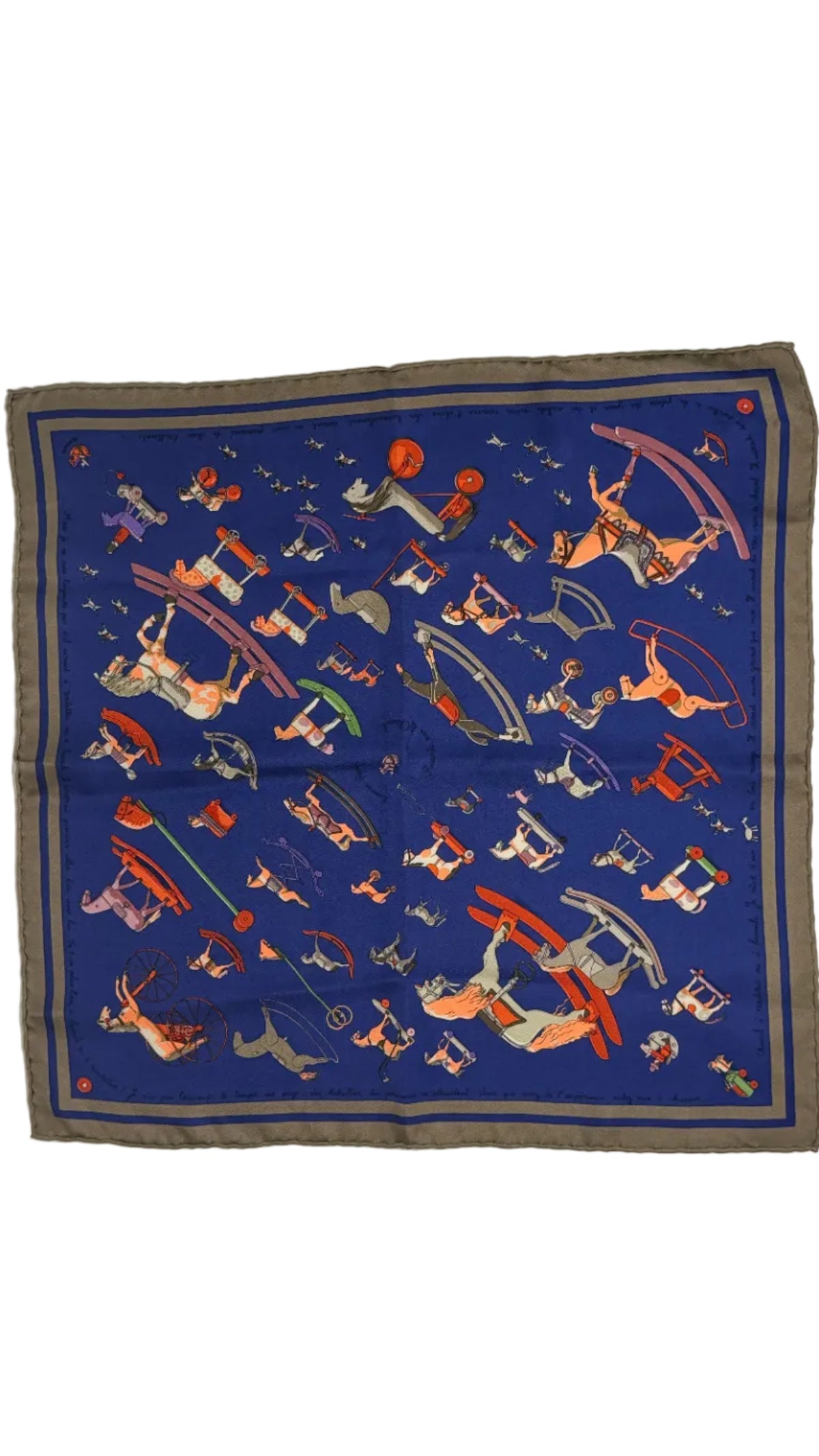 Foulard Hermès Carré 45 en soie Rocking Horse marine et gris